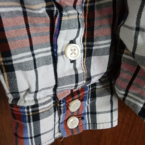 🌟Fover 21 button down 🌟 - Picture 6 of 7